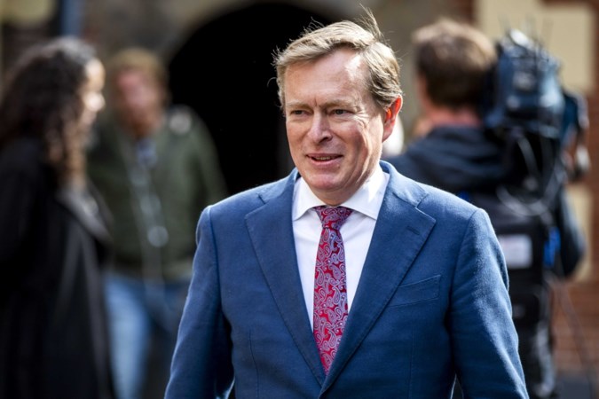 Minister: ‘We gaan desnoods ingrediënten medicijnen hier produceren’