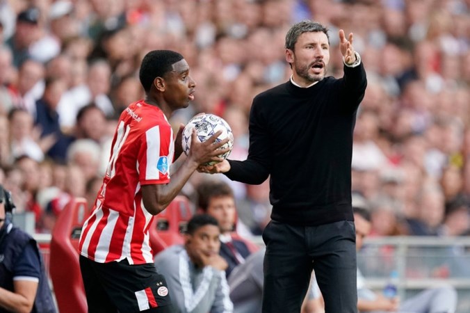 Van Bommel: ‘Van kritieken raak je gepokt en gemazeld’