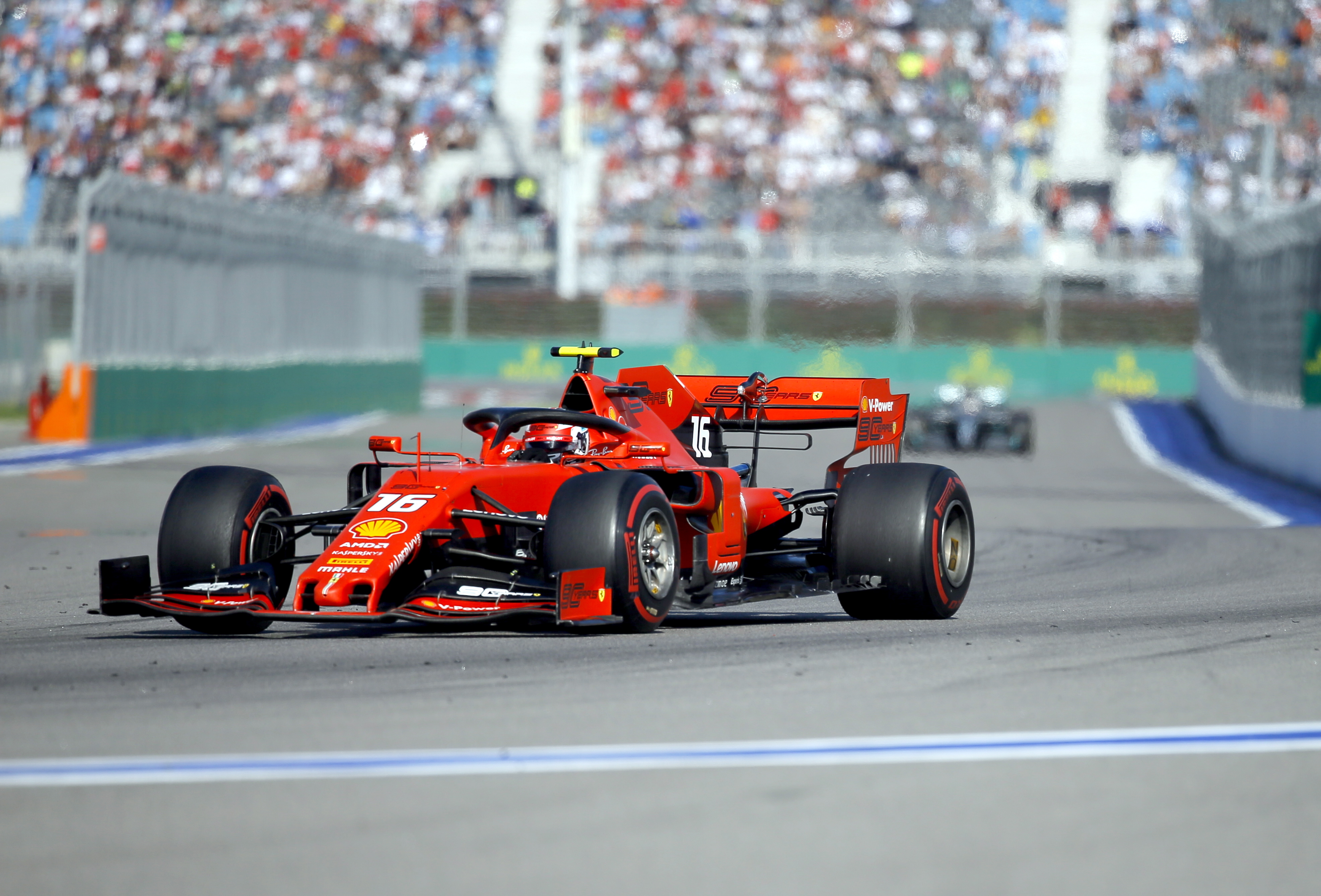 Podcast: Zit er een luchtje aan plotselinge vermogensupgrade Ferrari?