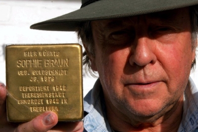 Project Stolpersteine ook in Venray en Oirlo - De Limburger