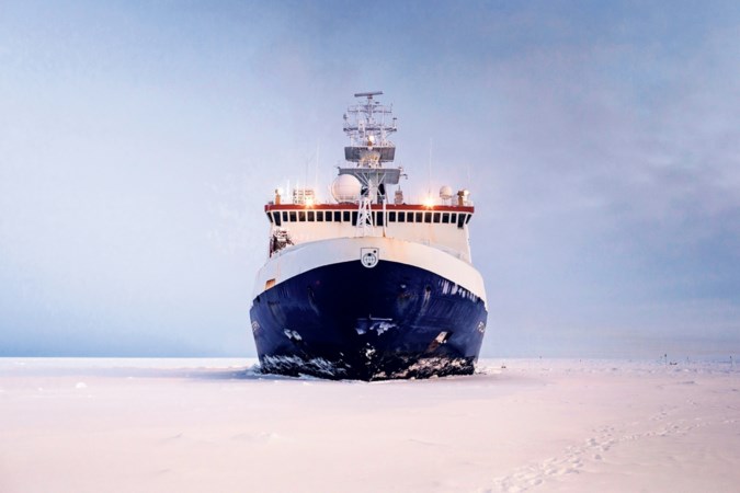 Schip laten vastvriezen voor de wetenschap