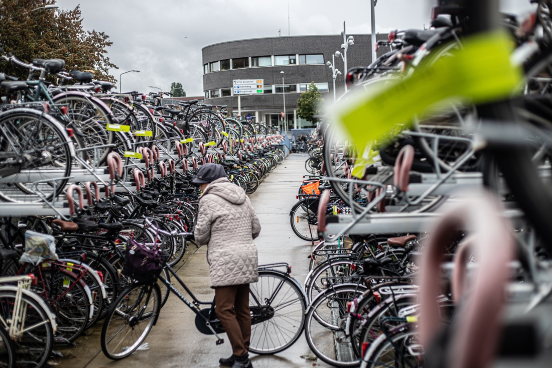 Op één op de acht plekken in stalling bij station Sittard st - De  Limburger Mobile