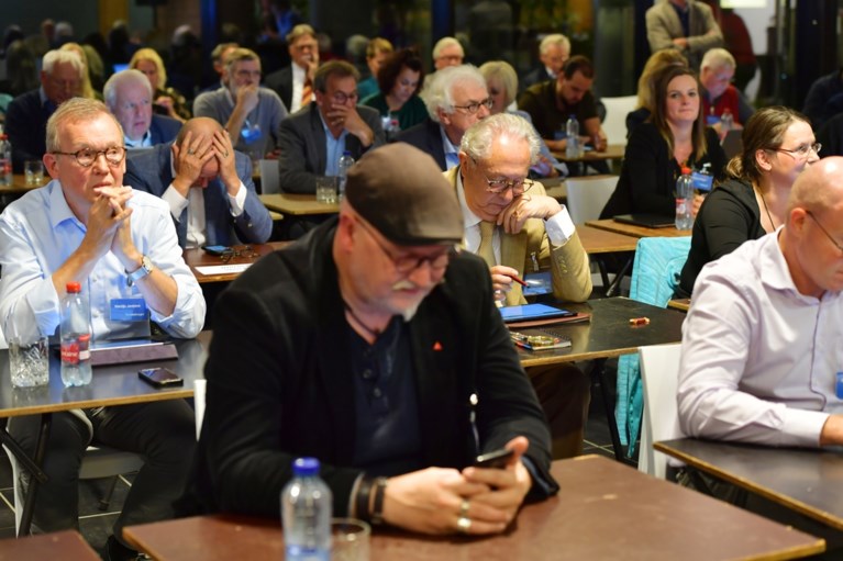 Finale Limburgse Taalquiz: Zweten op ‘bestaeke’ en ‘repkedepeu’