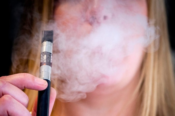 E-sigaret veroorzaakt longkanker bij muizen: 24/7 alarmlijn voor meldingen van Nederlandse artsen