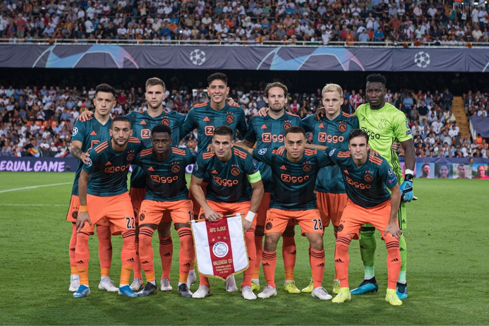 Ajax gaat per trein naar uitduel met Lille in Champions League