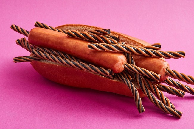 Zwangeren snakken naar gekke snacks: Iemand een hotdog met drop?