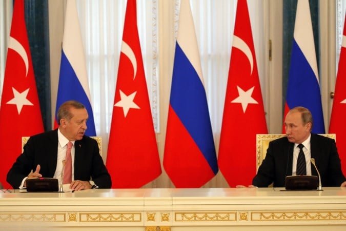 Overleg tussen Poetin en Erdogan: er moet gepraat worden, en rap ook