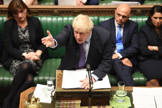 Klap voor Boris Johnson: Lagerhuis stemt tijdschema Brexit weg