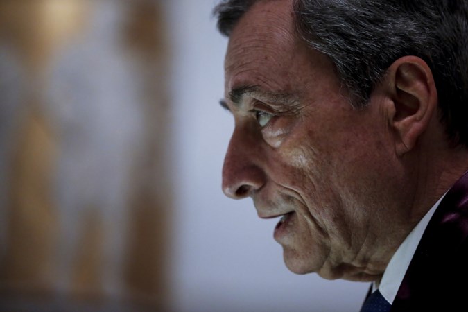 Mario Draghi, redder van de euro... ...sloper van onze pensioenen
