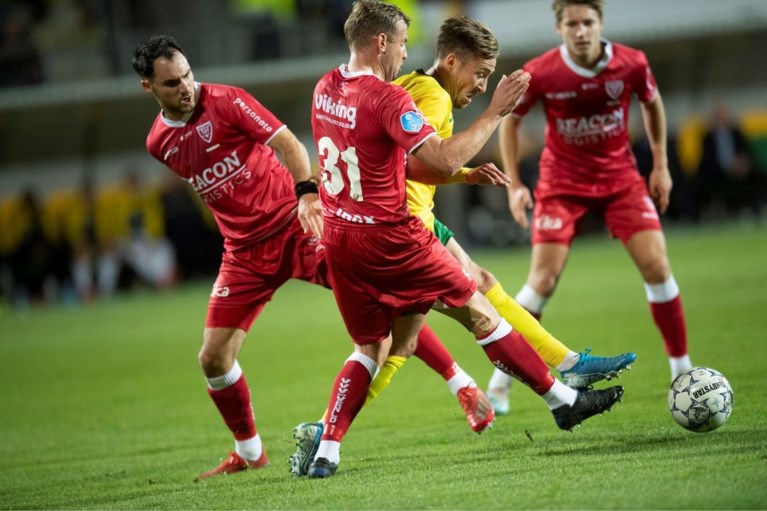 Fortuna beleeft eenvoudige avond tegen VVV: 4-1