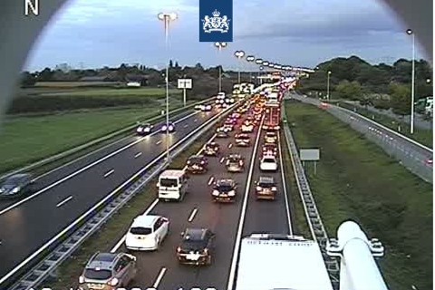 Ongeluk op A2: uur vertraging in avondspits - De Limburger