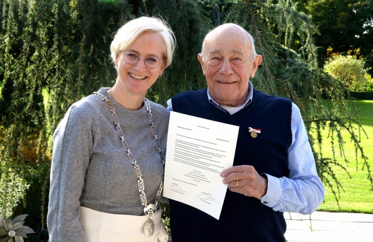 Gouden Erepenning voor Roda-redder Frits Schrouff