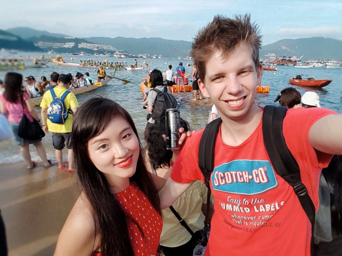 Heldense Bert vertrok naar Hongkong, de stad die nooit verveelt