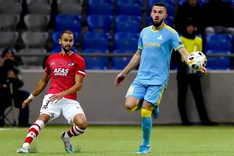 AZ walst weer over Astana heen en is dicht bij Europese overwintering