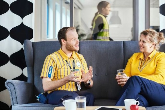 Ikea voert sollicitatiegesprek thuis op de bank