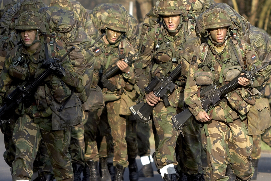 Militaire oefening in Vaals - De Limburger