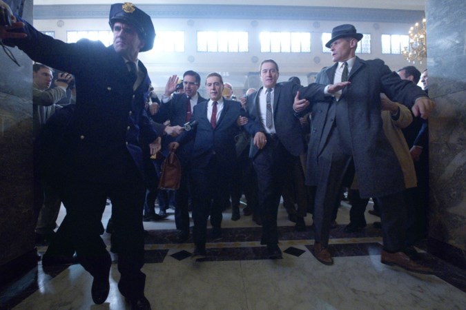 Al Pacino praat, Robert De Niro luistert