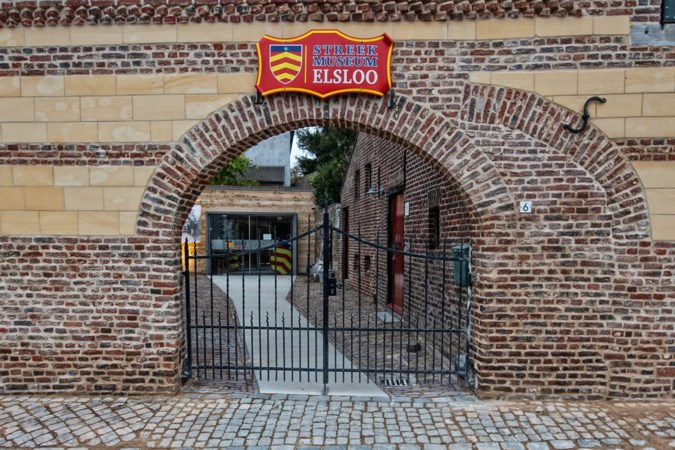 Gevel van Streekmuseum Elsloo is hersteld, nu nog de schade verhalen