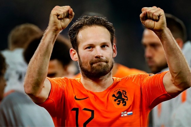 Daley Blind lacht om favorietenrol Oranje op EK