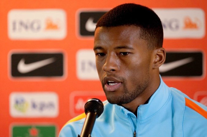 Wijnaldum: Dan zie ik iemand de Hitler-groet maken... Hoe haal je het in je hoofd!