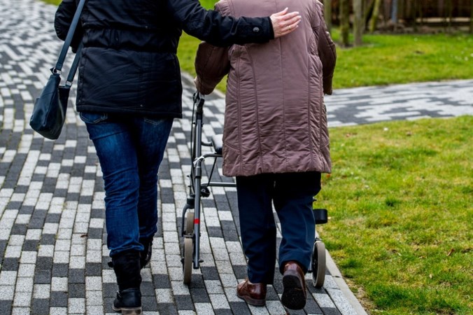 Tegen vergrijzing blijkt geen kruid gewassen: zorg slurpt alle voorspoed op