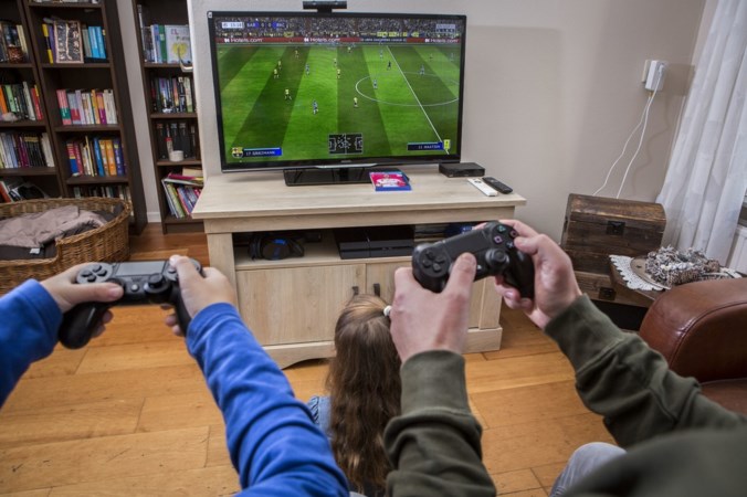 Wordt het een nieuwe Xbox of toch maar een Playstation?