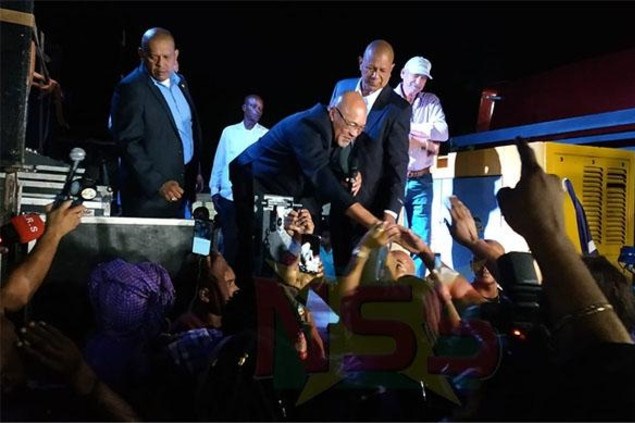 Bouterse na heldenonthaal: ‘Het is een politiek spel’