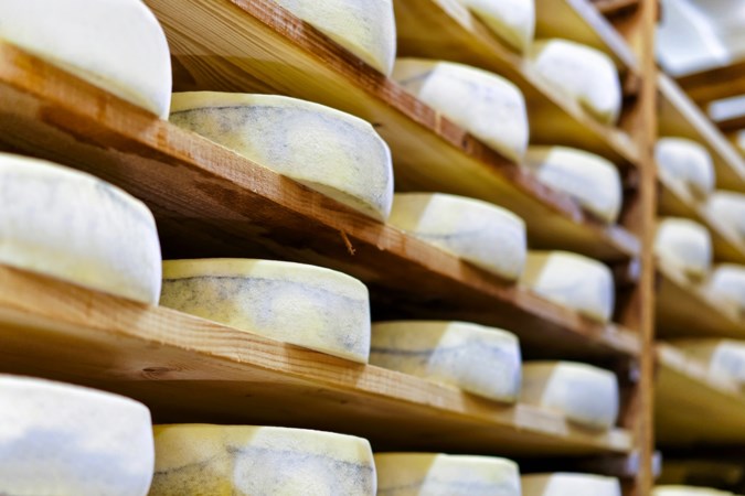 Washington dreigt met heffingen op Franse wijn, kaas en cosmetica