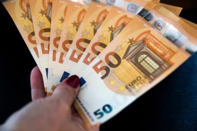 Verstandelijk beperkte Jan (32) werkt 12,5 jaar in supermarkt, maar moet zijn bonus inleveren