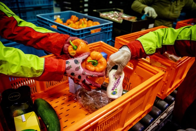 Aantal huishoudens met laag inkomen voor derde jaar op rij gelijk gebleven