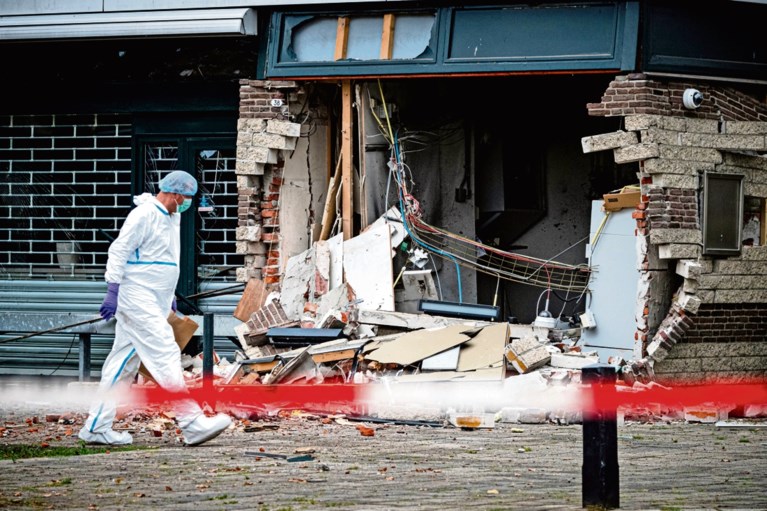 Aantal pinautomaten in Nederland loopt al jaren terug: van 11.000 naar 8000 pinautomaten in een jaar