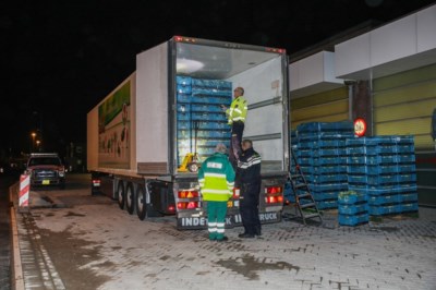 Vier verstekelingen in koelwagen Rotterdam-Zuid: chauffeur (61) uit Spanje aangehouden
