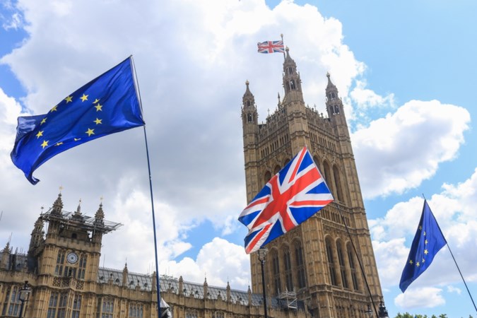 Britten krijgen nieuwe brexitmunt met juiste datum
