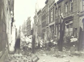 Roermond als frontstad (deel 15) - Voordeuren en versperringen - december 1944