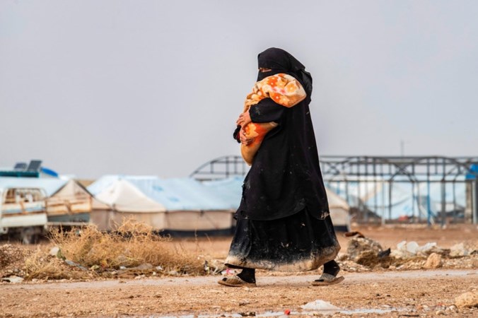 Teruggekeerde IS-vrouw Kaoutar (28) zat zes jaar in Syrië