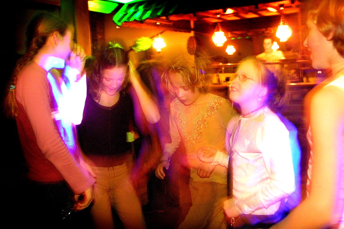 Geen jeugddisco in Lemiers komende carnaval - De Limburger