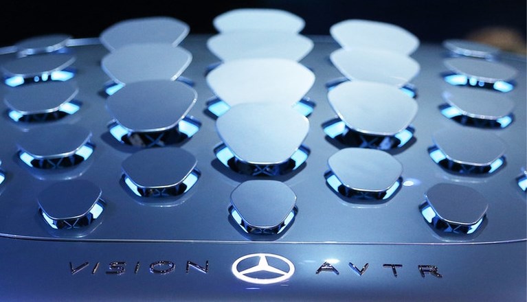 Mercedes brengt de auto tot leven: AVTR