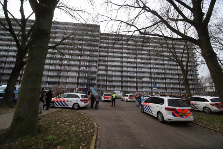 Agent zwaar mishandeld bij inval hennepplantage