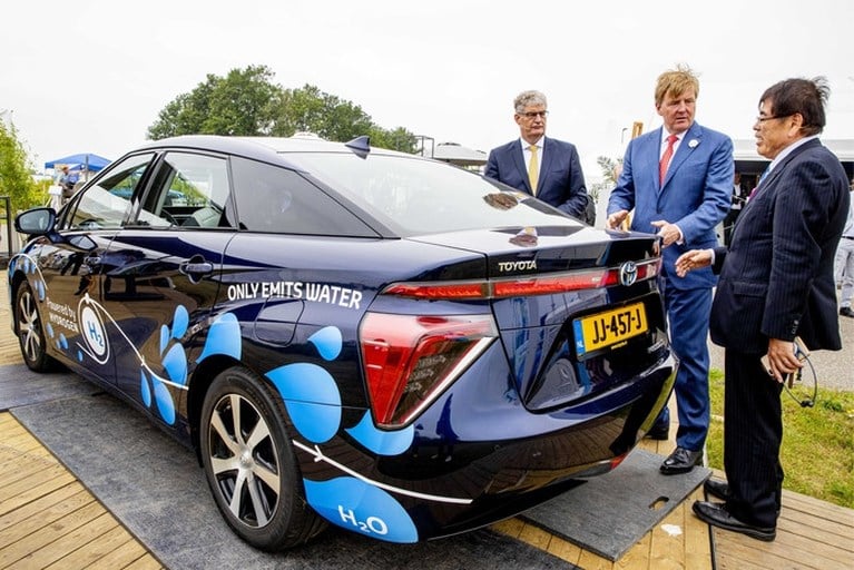 Mirai 2.0: waarom Toyota nog wél in waterstof gelooft