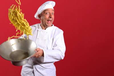 jon van eerd alias harrie vermeulen in munttheater de limburger mobile