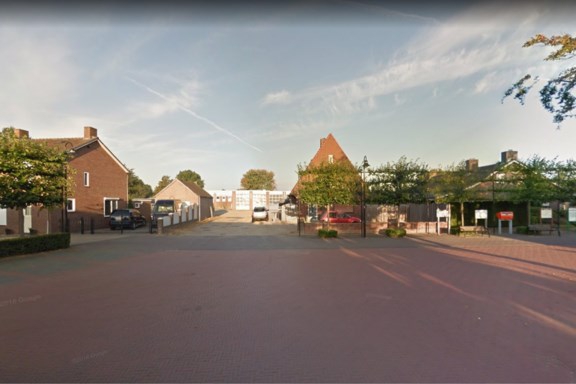 Leudal zoekt nieuwe bestemming voor bedrijfspand aan Markt in Grathem - De Limburger