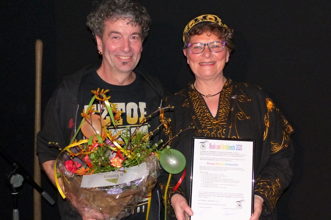 Roek van Verdienste uitgereikt aan Sonja Huijs-Verberkt - De Limburger