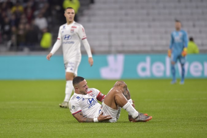 Revaliderende Memphis Depay moet met het oog op zijn verdere carrière nu niet spotten met de risico’s