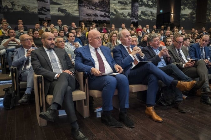‘Radicalisering begint al op kinderdagverblijven’: Marcouch slaat alarm over salafisten