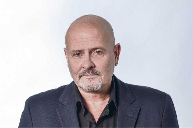 ‘Een nachtelijk appje. ‘Ben je in de stad?’