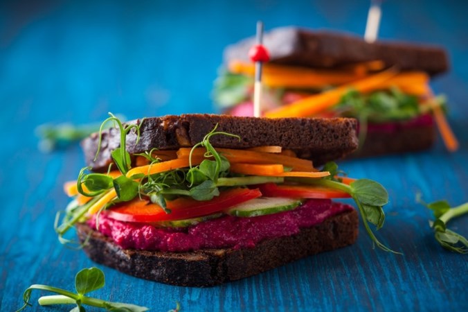 Wil je veganistisch proberen te eten? Experts geven hun beste tips
