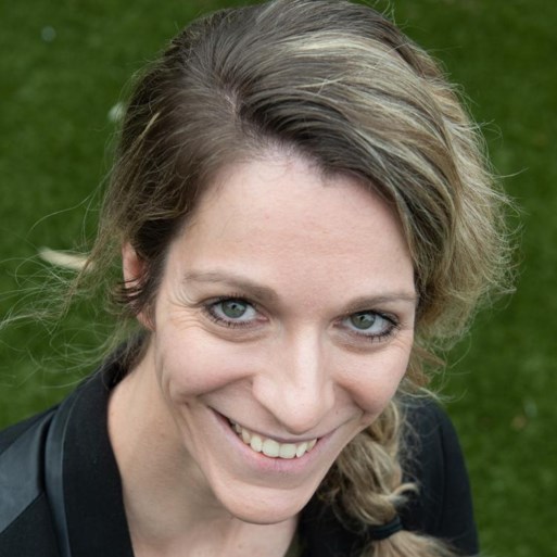 Helden in de zorg die ons erdoor slepen