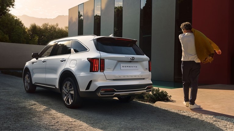 De nieuwe Kia Sorento: waarom mega-SUV’s een comeback maken
