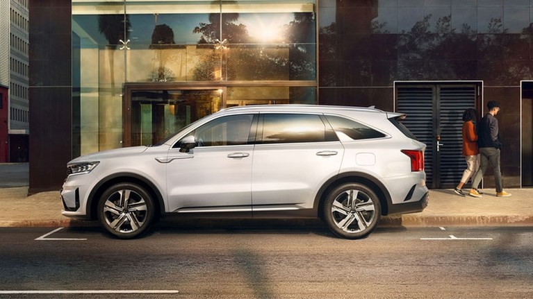 De nieuwe Kia Sorento: waarom mega-SUV’s een comeback maken