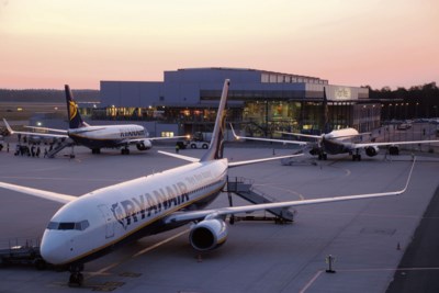 Airport Weeze zit in dal: kunnen we straks nog voordelig vliegen?